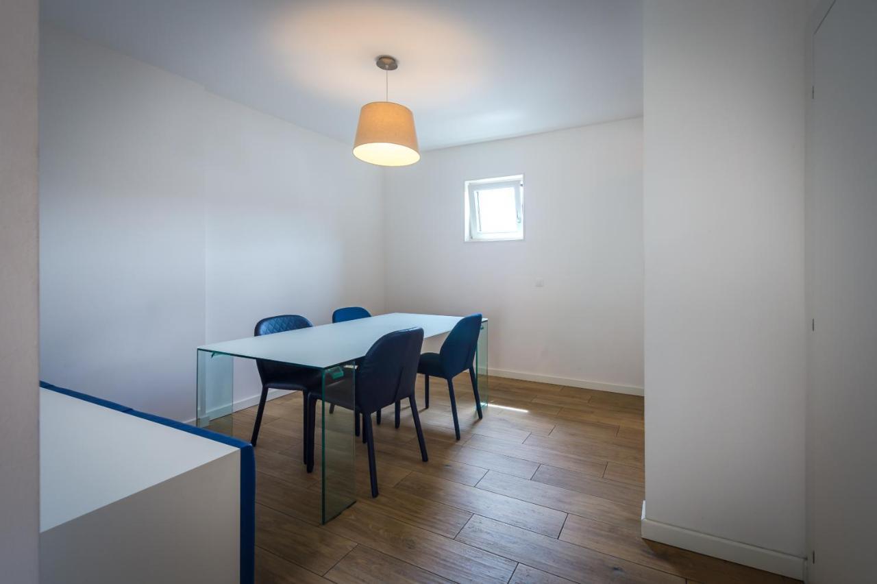 Modern apartment in Lugano Bagian luar foto