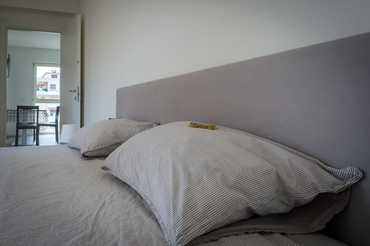 Modern apartment in Lugano Bagian luar foto