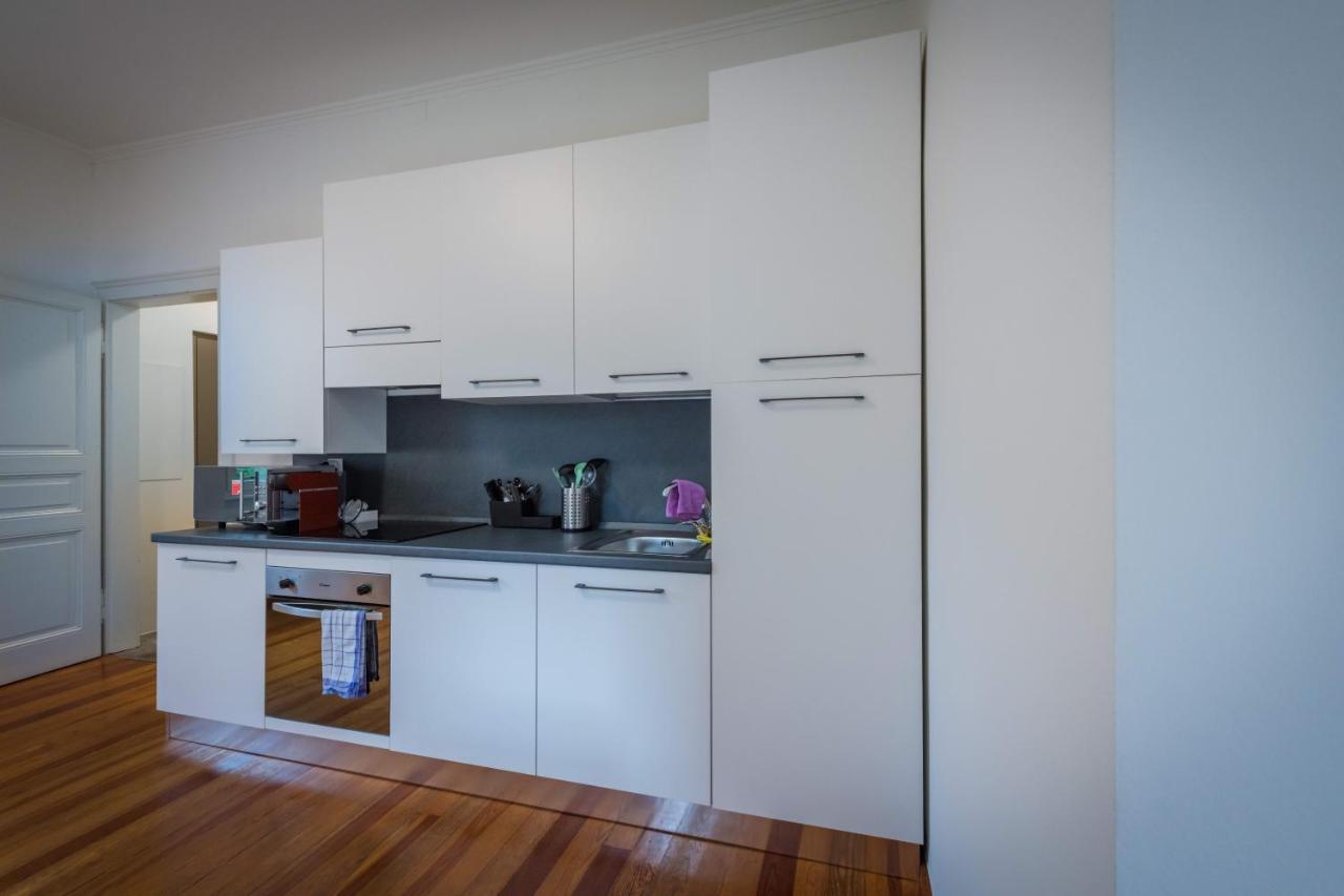 Modern apartment in Lugano Bagian luar foto