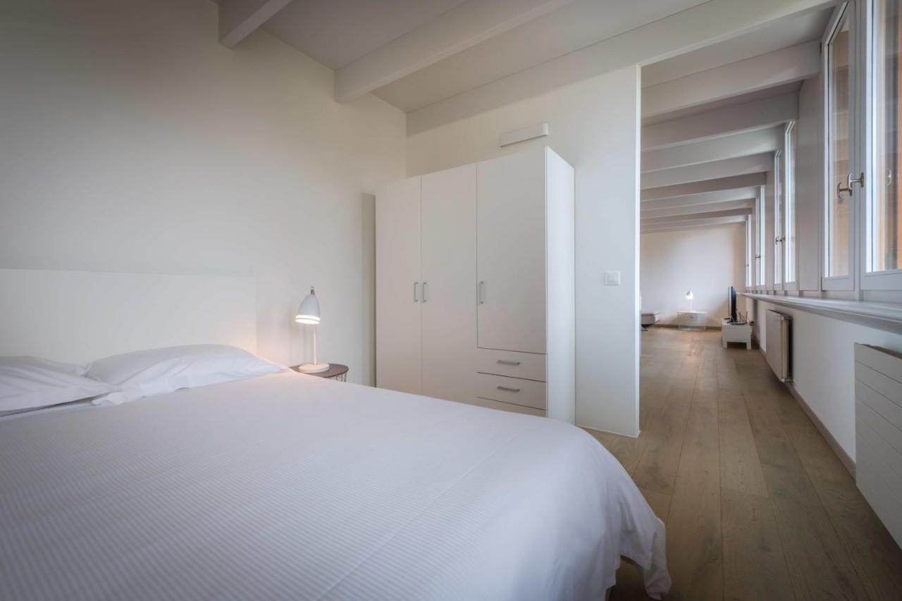 Modern apartment in Lugano Bagian luar foto