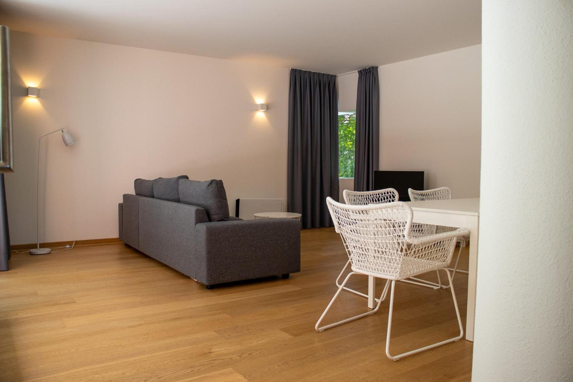 Modern apartment in Lugano Bagian luar foto
