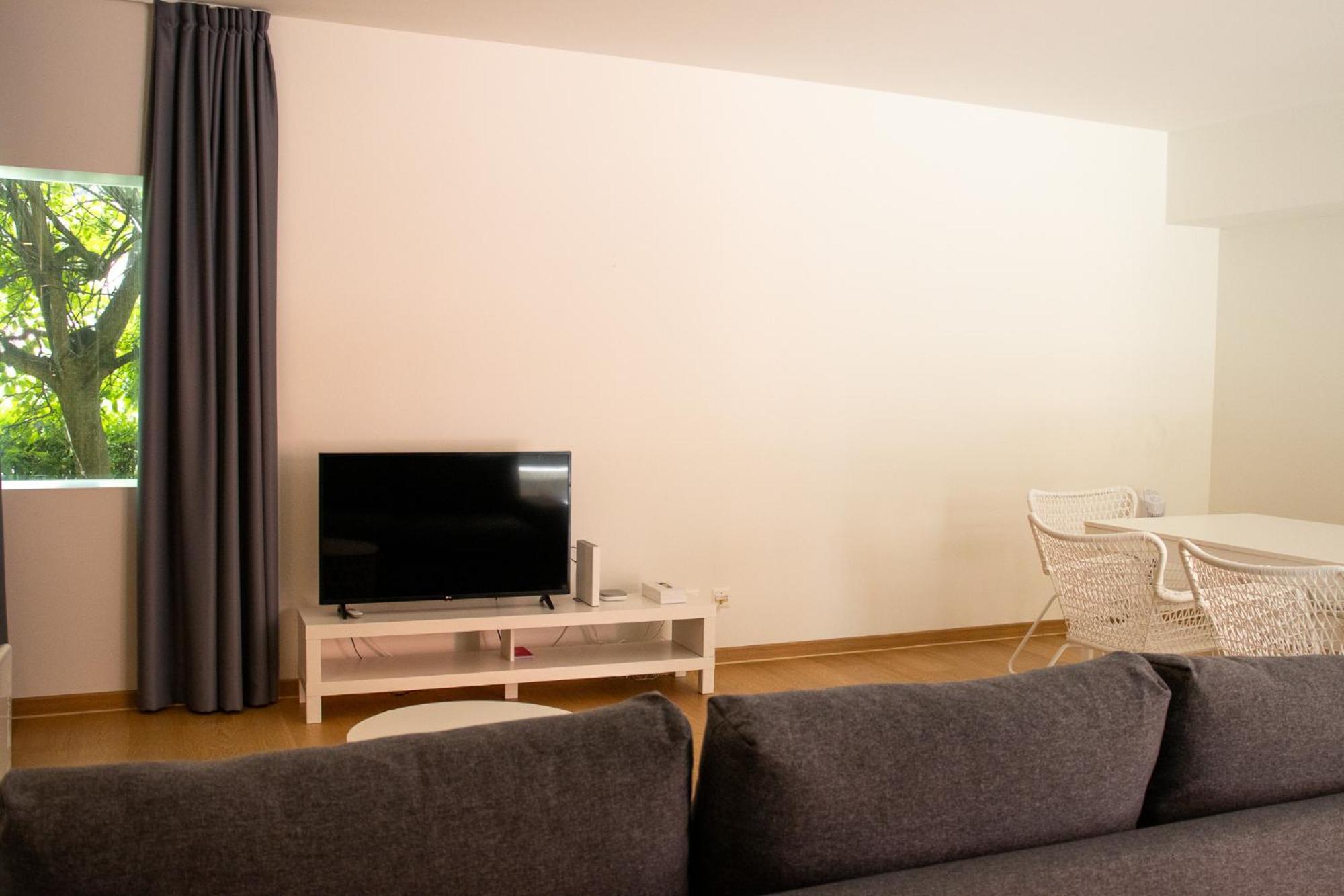 Modern apartment in Lugano Bagian luar foto