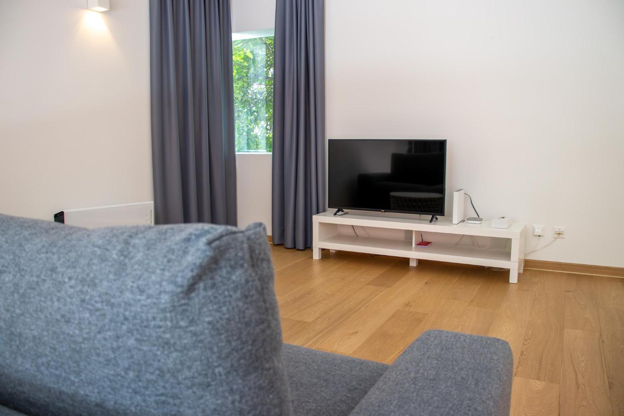 Modern apartment in Lugano Bagian luar foto